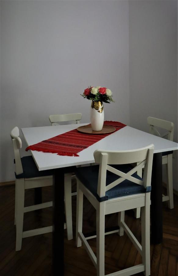 Center Haus Daire Bükreş Dış mekan fotoğraf